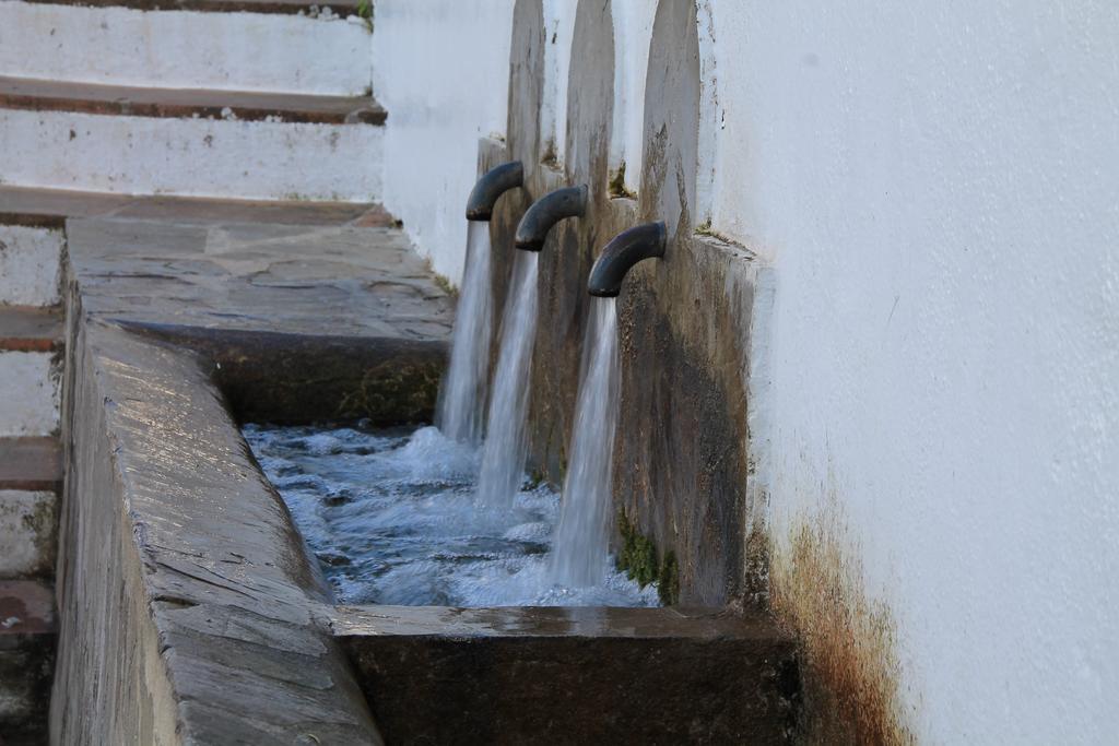 La Fuente De El Nacimiento Vendégház Benamahoma Kültér fotó